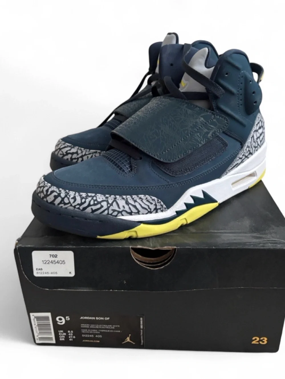 Jordan Men's Navy and Yellow Athletic Sneakers with Elephant Print